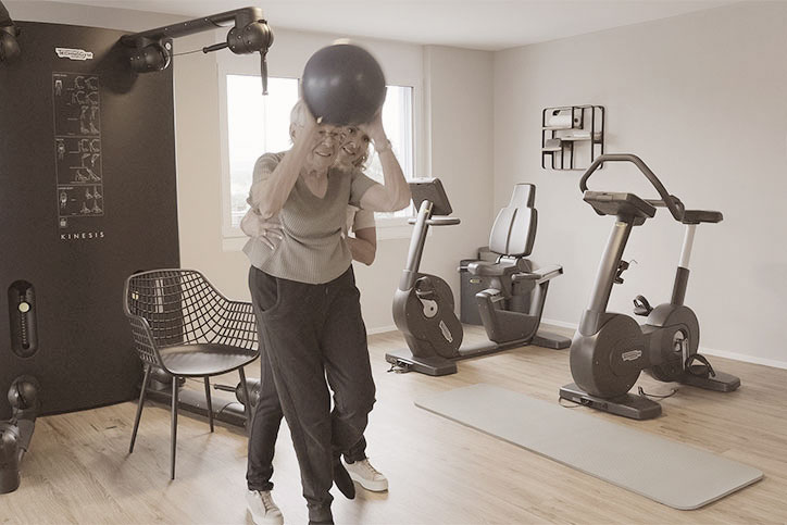 Geriatrische Physiotherapie, Aktivierung für ältere Menschen, Physio du Parc Murten, Physio du Lac Sugiez